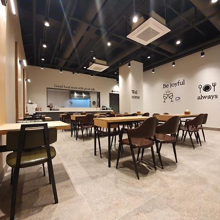 Business Joy Hotel Чхонджу Экстерьер фото
