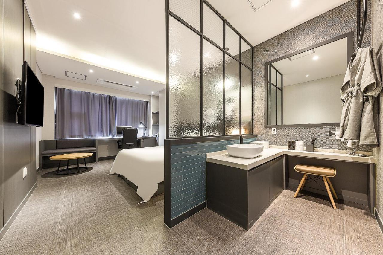 Business Joy Hotel Чхонджу Экстерьер фото