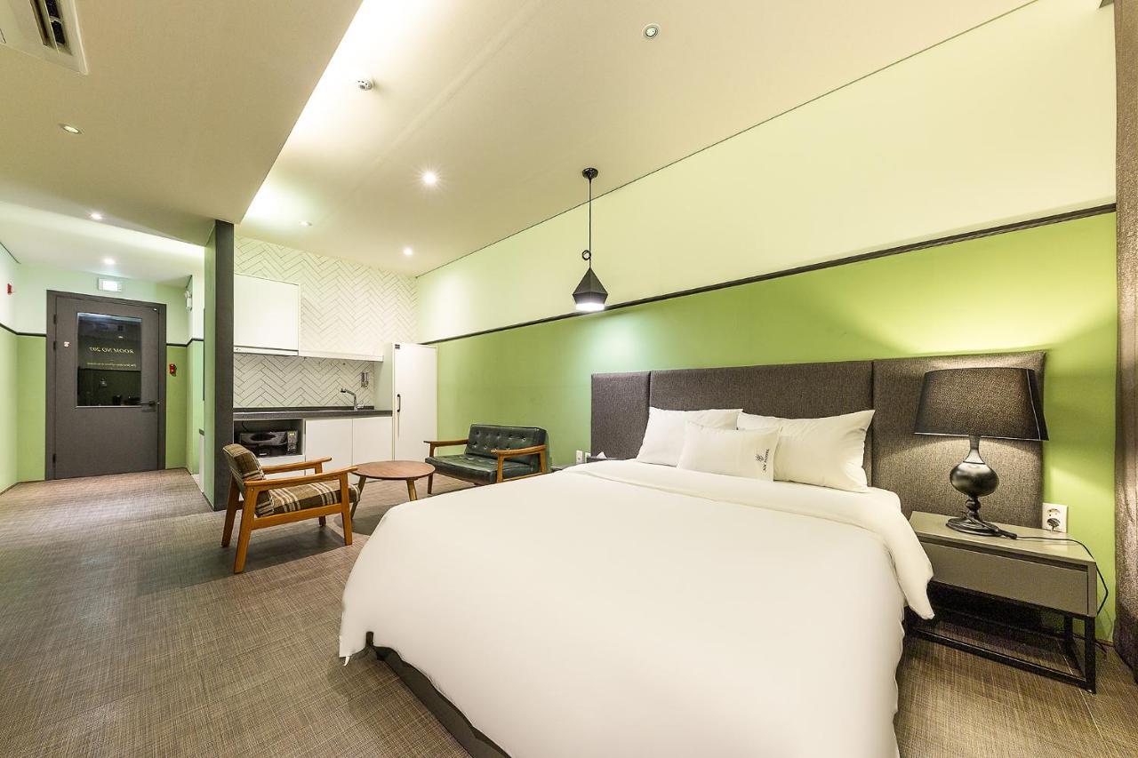 Business Joy Hotel Чхонджу Экстерьер фото