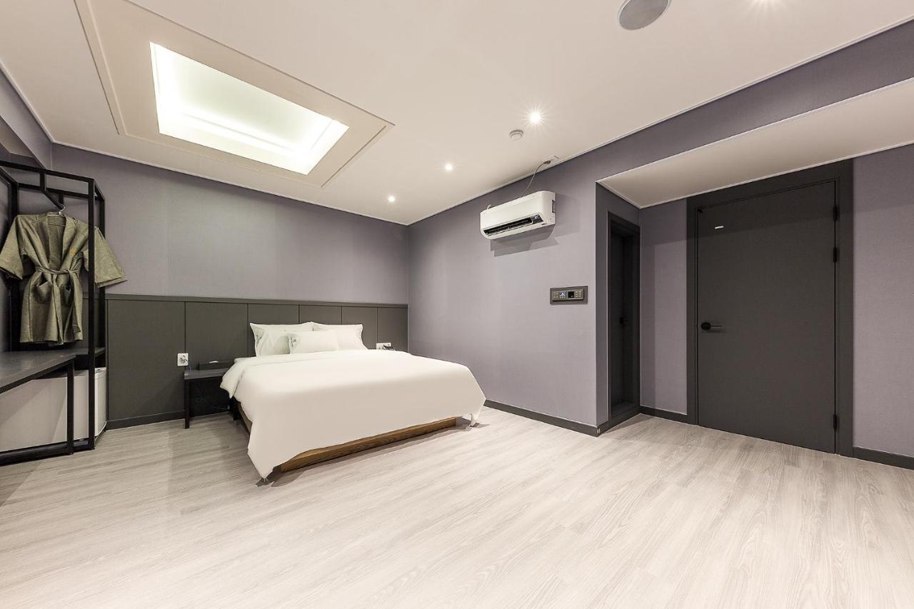 Business Joy Hotel Чхонджу Экстерьер фото